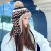 Cykelkappar Lady Hat Autumn Winter Warm Ear Windproof Ride Wooll Korean Jacquard Knit med tjock vintage