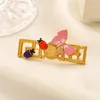 Gold Plated Luxury Love Brooch Autumn Girl Gift Charm Brooch Designer Brand Love Jewelry High Quality Wedding Party Pins Cute Style Womens Pink Brooches