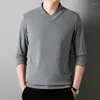 Pulls pour hommes Automne / Hiver Tendance de la mode Couleur unie Velours allemand Col en V Double face tricoté à manches longues Pull décontracté en vrac