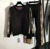 Designerkläder Kvinnor Tracksuits Knickad tröja kostym Casual Tops Joggers Suit Fashion Jacket Jumpers Pants Two Pieces Set