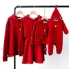 Famille correspondant tenues vêtements mère enfants robe parent enfant coeur sweat à capuche pull vêtements plus velours épais look de Noël 231027