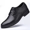 Chaussures habillées chaussures pour hommes chaussures chaussures en cuir chaussures habillées d'affaires AllMatch décontracté absorbant les chocs chaussures résistantes à l'usure Chaussure Homme 231026