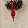 装飾花8 PCSクリスマスレッドフルーツ人工パラベリーマニュアルフラワーパーティーブーケデコレーション2023 2024