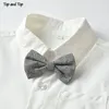 Kleidungssets Top und Top Mode Kinderkleidungssets Junge Gentleman Anzug Langarm Weiße Fliege HemdOveralls 2-teilige Kleidung Outfits Smoking 231027