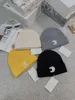 Beanie/Kafatası Kapakları Tasarımcı Arc de Triomphe Süper Şık Gösteri Yüzü Küçük 2023 Sonbahar/Kış Yün Örtü Şapka Moda Çok yönlü Yün Şapka Garantisi Cbak