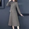 Costume deux pièces pour femmes, pantalon, automne-hiver, tempérament, blazer pour dames, 2 ensembles, petit parfum, jupe en laine, deux pièces, 2023