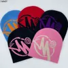 Mins deux bonnets lettre niche chapeau froid français nouveau chapeau hip-hop tendance chapeau tricoté pour hommes et femmes