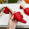 2023 New Women's High Heel tofflor Designer Sandaler för kvinnor Läder Fashion Sexig broderad Summer Chunky Hel Sands 6.5cm med lådskivor0