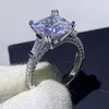 Victoria Sparkling Mode-sieraden 925 Sterling Zilver Princess Cut White Topaz CZ Diamond Promise Vrouwen Wedding Bridal Ring voor L324Q