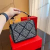 Luksusowa torba projektantka na ramię damskie hafty haftowe rhinestone imitacja kryształowa klapka crossbody torbra mody torebka mody 231026