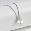 Ciondoli Semplice ed elegante Collana di perle Regalo di anniversario per le donne Carino romantico zircone Collane di fiori Catena clavicolare in argento 925 KOFSAC