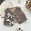 Vestes Double face chaud fourrure d'agneau conception bébé filles gilet manteau Bowknot tout-petits col en v gilet coréen enfants vêtements d'extérieur cardigan sans manches