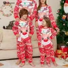 Familjsmatchande kläder Julpyjamas Set Deer Print Xmas Tree Printed Jammies Homewear Comfy Parent Child Home Clothes 231027