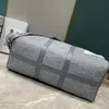 Дизайнерская сумка для багажа Top Real Shot 50CM Duffle Bag Мужская женская сумка с буквенным узором Тисненая выцветшая джинсовая сумка большой вместимости Роскошная классическая мужская дорожная сумка