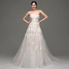 Une ligne robes de mariée boho sexy bohême corset chérie princesse robe en dentelle appliquée sans arrière