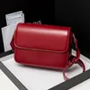 10ASHOULDER BAG Women Luxurys triomphe Smooth Cowhide Teen Cuir Golden Chain Designer Handbag Messenger Shopping Bags Lady Wallet 18cm 22cm Red Zabq