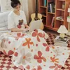 بطانيات ins نمط زهرة الفئة A line line blanket nap single single disply fleece sofa multifunctional shaw