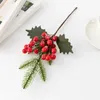 Dekorativa blommor 10st Berry Artificial Flower Fake Red Berries Simulation Christmas Pine Picks Stems Plant för Xmas Decor