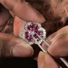 Big Lab Grown Sapphire Moissanite Flower Stud pour argent sterling 925