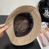 Chapeau de godet en cuir de designer Couleur unie Marque Pêcheurs Chapeaux Winte Hommes Femmes Designers Cap Trave Garden Mode Seaux de Noël Caps Sunhat