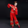 ステージウェアヤンコダンス服チャイニーズスタイルユニフォームフェスティバルお祝いのスクエアファンスーツの女性のためのパフォーマンス