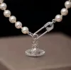 Pendant Necklaces Designer Letter Vivian Chokers Luxury Women Fashion Jewelry Metal Pearl Necklace cjeweler Westwood 0115ess