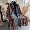 Sciarpe Invernali Plaid di lusso Poncho Sciarpa Caldo Cashmere Scialle lungo Orditi spessi Coperta di Pashmina con nappa Viaggio casual Bufanda Echarpe 231026