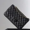 디자이너 여성용 가방 크로스 바디 백 핸드백 숄더 가방 고급 핸드백 검은 가방 비싸고 고품질 체인 그리드 퀼트 가방.