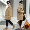 Jackor Grid Boys Girls Woolen DoubleBreasted Baby Trench Coat Lapel Autumn Kids Ytterkläder Rockar Spring Wool Overcoat P08 231026