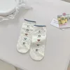 Skarpetki dla kobiet w stylu koreańskim harajuku wygodne krótkie bawełniane kawaii nadruk moda kwiat femme socken niska rurka