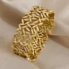 Bangle Flashbuy Chunky Gold Color Charm Liść szerokie stalowe bransoletki dla kobiet mężczyzn design nadgarstka wodoodporna biżuteria 231027