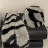 Bonnet/Casquettes de crâne Chapeau en peluche Adulte Automne et hiver Peluche Épaissie Chapeau chaud Polyvalent Chapeau de pêcheur en peluche Ensemble de mode Chapeau et écharpe 231027