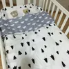 Sängkläder sätter 3st Baby Set For Borns Star Mönster Kid Bed Linen Boy Pure Cotton Woven Crib Däcke Cover Pillocase Sheet 231026