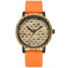 腕時計自然の木製の女性女性カップル木製の腕時計オレンジシリコンストラップ男性女性