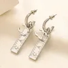 Classique Faux Femmes Boucles D'oreilles Mode Nouveau Charme Cadeau Boucles D'oreilles 925 Argent Haute Qualité Bijoux Marque De Luxe Designer Boucles D'oreilles Style Romantique Fille Amour Stud