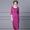 Sıradan Elbiseler Lüks Elbise 2023 Sonbahar Kış Partisi Kokteyl Kadınları Seksi Kare Yaka Luxurioius Beading fırfır Deco Midi Kırmızı Purple 4xl