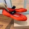 Lüks mm bale elbise ayakkabıları bowtie saten bayan loafers paris vintage moda tasarımcısı bayanlar klasik düz topuk rahat dans ayakkabı daireleri fabrika ayakkabı