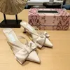 Sapatos de vestido Bowknot Envolto Cabeça Metade Chinelos Temperamento Francês Veludo Bombas Elegante Senhora Apontada Toe Stiletto Sandálias Mulheres