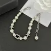 Boutique Bracciale di perle di lusso Bracciale a catena in argento 925 Nuovo design di gioielli di alta qualità per le donne Gioielli di design con bracciale regalo romantico
