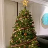Другие товары для вечеринок Искусственная рождественская елка 15 18 21 м с металлическим штативом из ПВХ Простая сборка Праздничное украшение года el Home Outdoor 231027