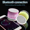 Mini haut-parleurs nouveau Mini Bluetooth Audio Portable enfichable Audio haut-parleur sans fil émettant de la lumière LED cadeau