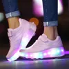 Scarpe da ginnastica per pattini a rotelle da esterno per bambini Ragazzi Ragazze Scarpe da ginnastica con ruote a LED Scarpe con due ruote per bambini luminose 231027