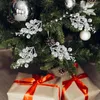 Dekorativa blommor 10st julsimulering Snöflake bär konstgjorda stjälkar glitter falska gren för trädkransdekoration