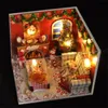 Poppenhuisaccessoires Kerstcadeaus DIY Houten Casa Poppenhuispakket Miniatuur Sneeuwpop Gemonteerd Japans poppenhuis met meubilair Speelgoed voor vrienden 231027