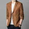 Trajes para hombre Blazers para hombre Terciopelo caqui de alta calidad Americana Hombre Slim Fit Chaquetas de moda de cuero de ante negro Ropa para marido