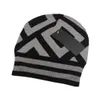 Winter Desingers Luxurys Beanie Bonnet tricoté chaud Protection de l'oreille Tempérament décontracté Casquette de ski Caps 23 couleurs Option à choisir très agréable P-2