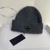 Beanies de luxo designer cashmere beanie inverno chapéus de malha para homens mulheres inverno feijão clássico chapéu casual ao ar livre bonés outono boné de lã carta crânio quente equipado unisex