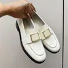 Kadın Loafer Buzağı Metal Metal Soafers% 100 Gerçek Deri Tasarımcı Oxford Ayakkabı Mokasenleri Lüks Elbise Ayakkabı Platformu Platformu Boyut 35-42 Dermal Sole Penny Loafer Kadın