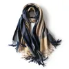 Scarves Female Warm Blanket Foulard Shawls Luxury Brand Fringe Large Bandana Autumn Men's Thick Wrap Scarves Winter Cashmere Plaid Scarf 231027