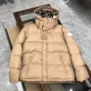 Designer Women's Down 2023 Winter New Bread Thicked Jacket för män och kvinnor finns i olika storlekar av utomhus varmt